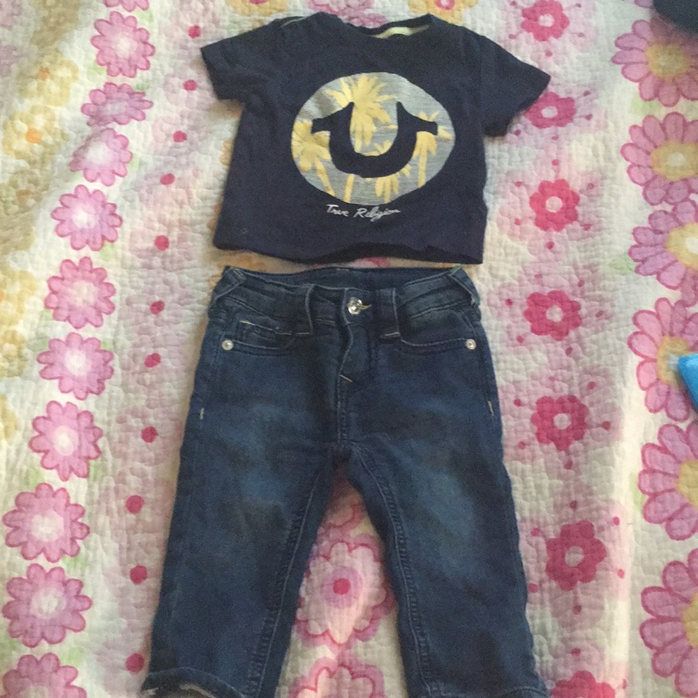 True religion matching set outfit size: 12M